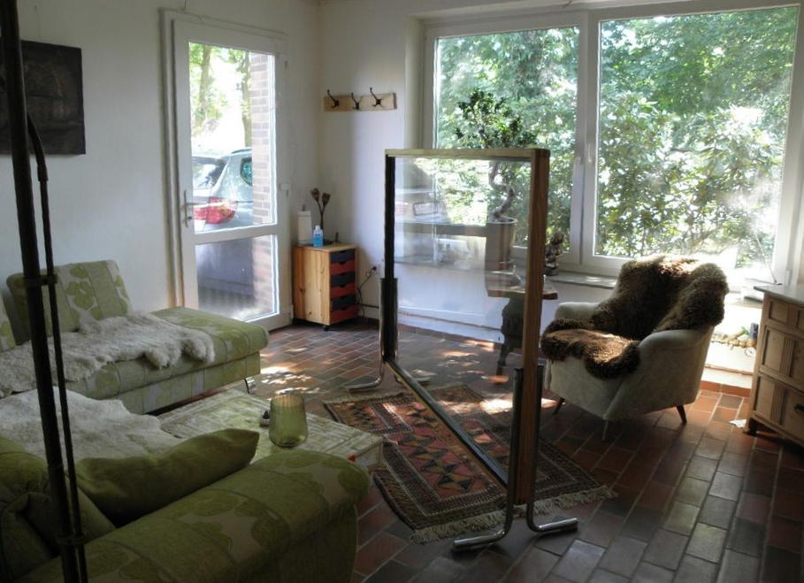 Photo of consulting room